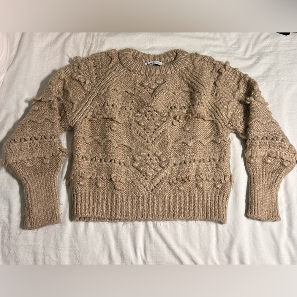 Zara Sweater Size Small